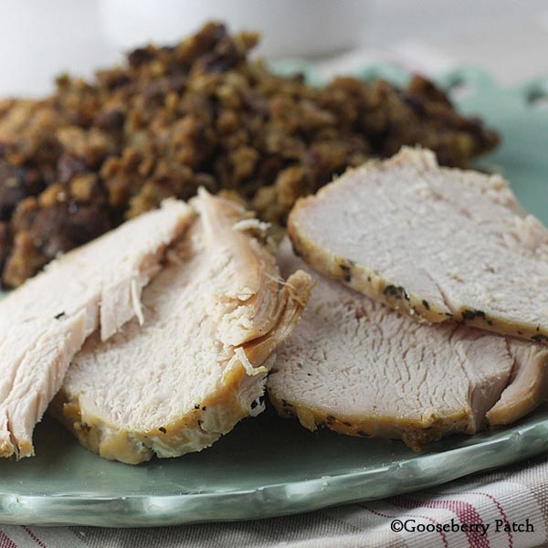 Gooseberry Patch Recipes Roast Turkey & Cranberry Dressing from 101